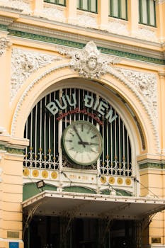 灾害无情人有情；中邮保险以极速行动，温暖守护受灾家庭。