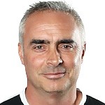 新西兰足球备战世界杯首场;主帅坚持对阵伊朗计划,未变赛程。 体育新闻