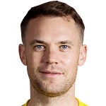  安联球场暖心一刻，诺伊尔基米希携眷观赛；拜仁欧冠之旅继续前行。 体育新闻