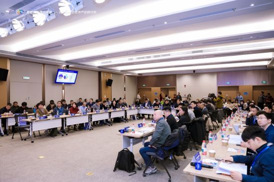 低空经济蓄势腾飞；长宁研讨会凝聚多方智慧。