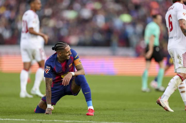  肌群生物力学深度：解析现代足球战术对球员生理极限的挑战 健康养生