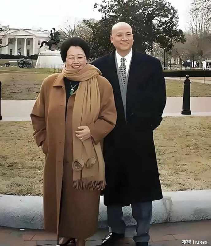 豪门传承之谜:百亿资产背后的逻辑与分配推演 股票财经 豪门传承之谜:百亿资产背后的逻辑与分配推演 股票财经