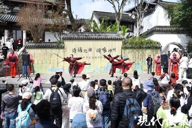  爆发式增长的逻辑：从赏花到科技，文旅消费的进阶密码 IT技术